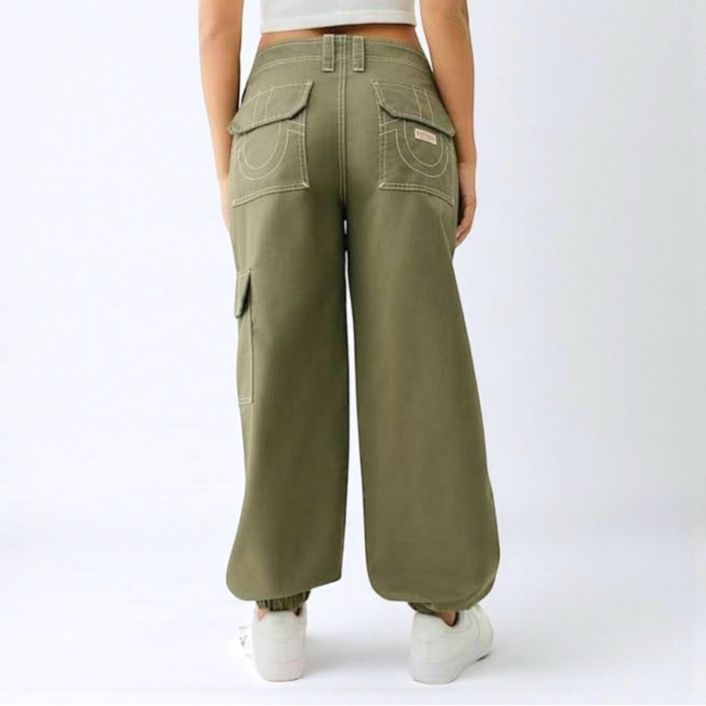 True Religion BOBBI BAGGY CARGO JOGGER- Bramd New With Tags —-cutest joggers - Picture 7 of 10